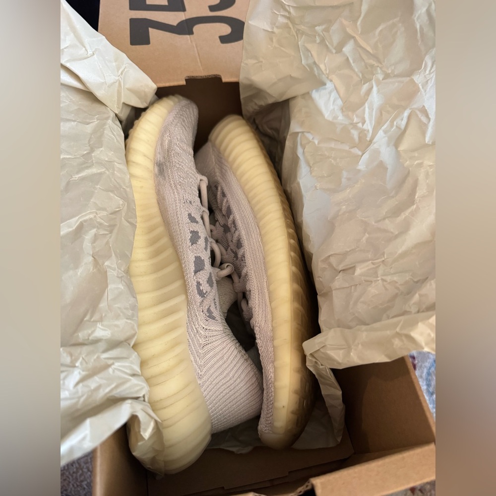 Yeezy 350 V2 Compact NWT